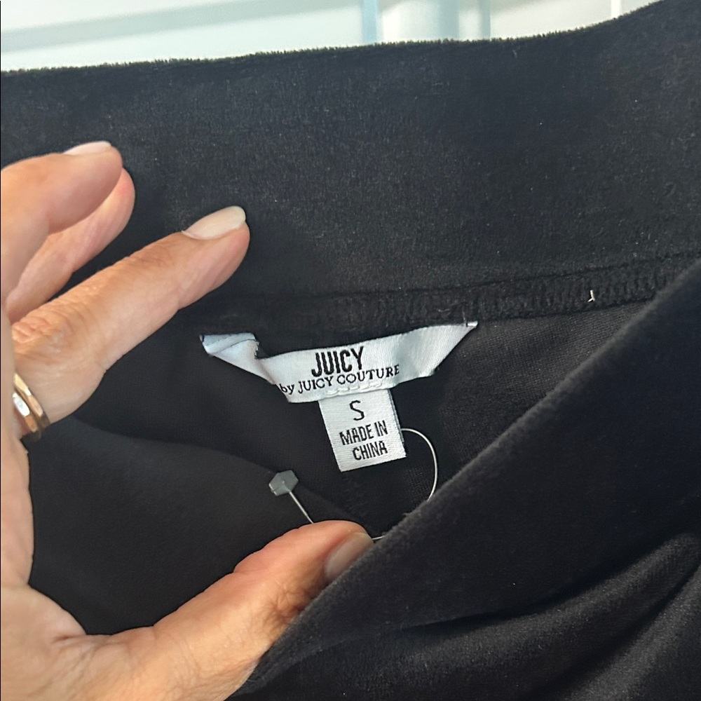 Juicy Couture Classic Black Women's Hoodie and pants - Picture 4 of 4
